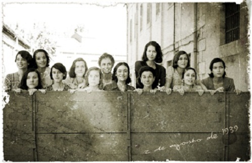 Las trece rosas